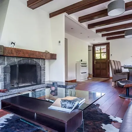 Luxury Spacious In *